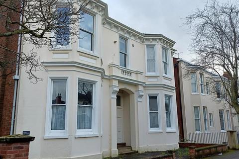 2 bedroom apartment for sale, Russell Terrace, Leamington Spa
