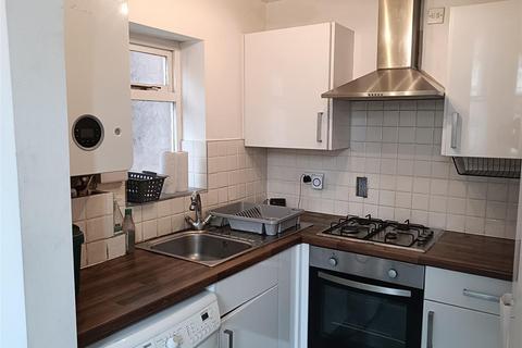 2 bedroom apartment for sale, Russell Terrace, Leamington Spa