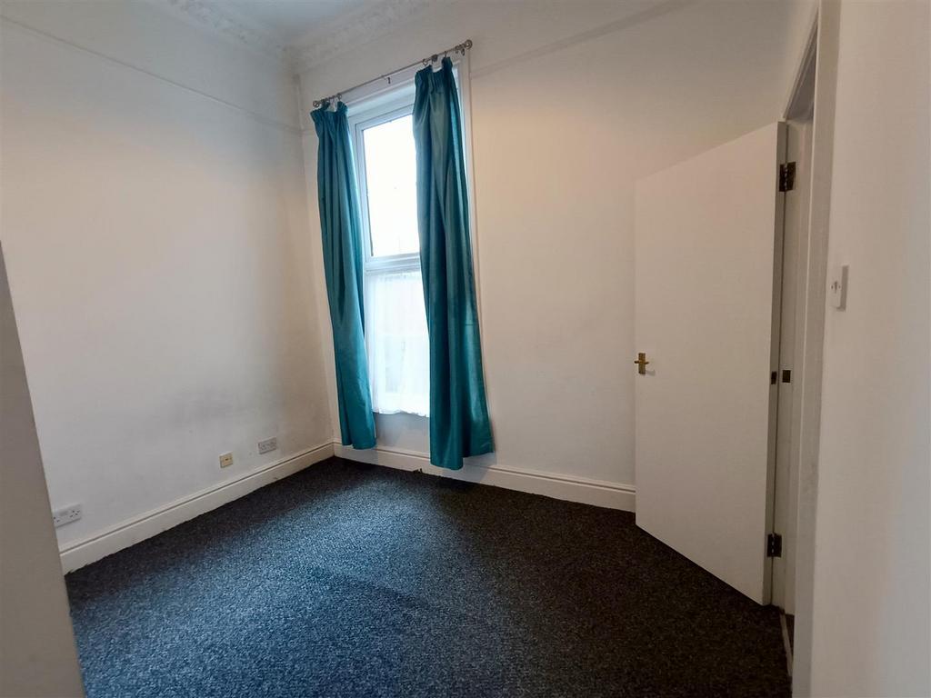 Bedroom one.jpg