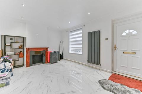 undefined, Thornton Road, Sutton, Carshalton, SM5