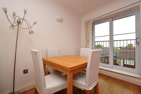 undefined, Palace Road, London