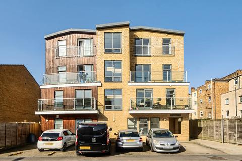 undefined, Palace Road, London