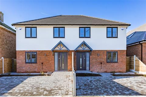 undefined, King Edward Avenue, Rainham, RM13