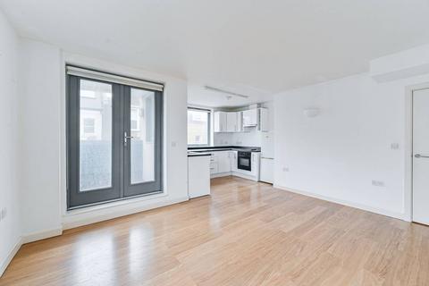 2 bedroom flat to rent, Tanners Hill, New Cross, London, SE8