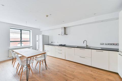 2 bedroom flat to rent, Woodland Crescent, Greenwich, London, SE10