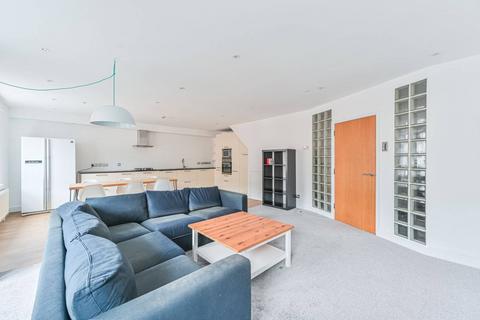 2 bedroom flat to rent, Woodland Crescent, Greenwich, London, SE10