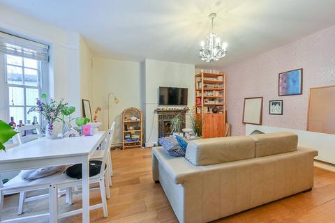 Gunterstone Road, Hammersmith, London, W14