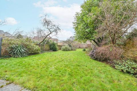 2 bedroom flat for sale, Gordon Road, Ealing, London, W5