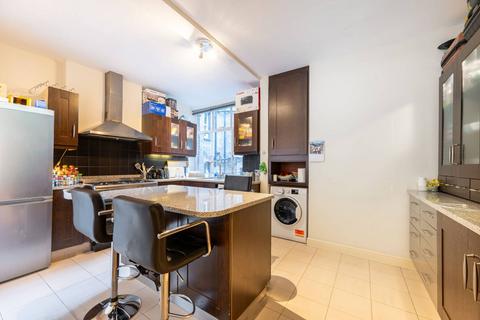 2 bedroom flat for sale, Oakwood Court, Holland Park, London, W14
