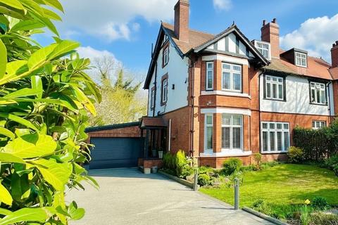 5 bedroom semi-detached house for sale, Hazelhurst Road, Manchester M28