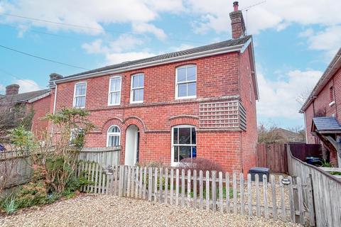 Tattenham Road, Brockenhurst, SO42