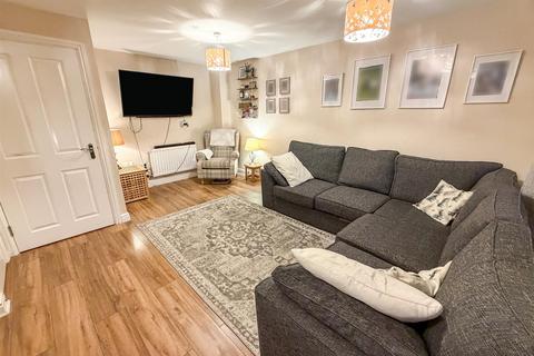 3 bedroom semi-detached house for sale, Roman Road, Corby NN18