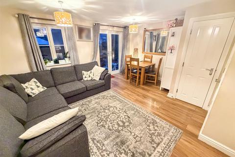 3 bedroom semi-detached house for sale, Roman Road, Corby NN18