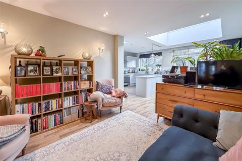 3 bedroom detached house for sale, Aysgarth Road, Redbourn, Hertfordshire, AL3