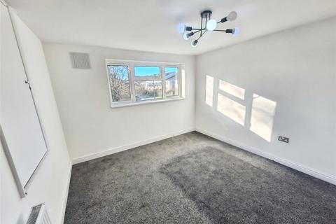 3 bedroom end of terrace house for sale, Red Deeps, Warwickshire CV11