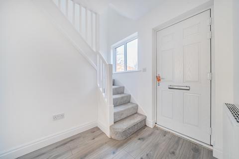 3 bedroom semi-detached house for sale, Regina Drive, Leeds LS7