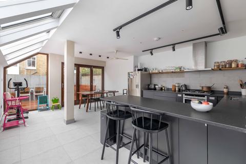 3 bedroom house to rent, Colehill Lane, Hammersmith and Fulham, Fulham, London, SW6