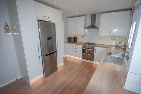 3 bedroom detached house to rent, Ruskin Close, Rugby, CV22