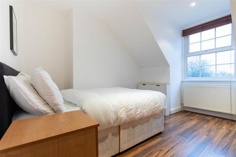 1 bedroom apartment to rent, Edgware Road, Little Venice, W9