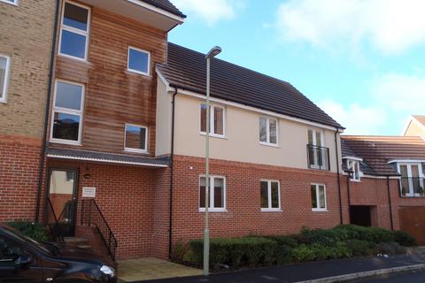 2 bedroom flat to rent, Skippetts Gardens, Basingstoke RG21