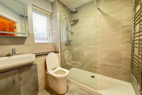 2 bedroom flat to rent, Skippetts Gardens, Basingstoke RG21