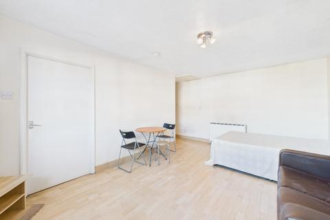Studio for sale, Massingberd Way, Tooting Bec