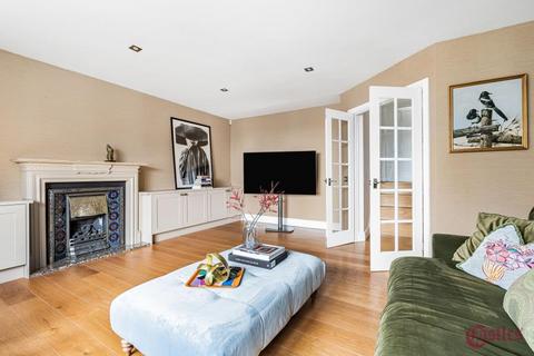 4 bedroom terraced house to rent, Montenotte Road, Crouch End, N8
