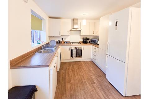 3 bedroom semi-detached house to rent, Imperial Way, Bridgwater, TA6