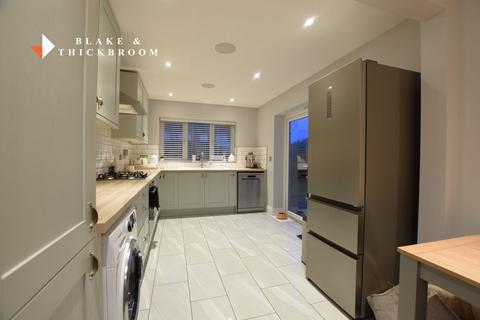 2 bedroom semi-detached bungalow for sale, Gorse Lane, Clacton-on-Sea