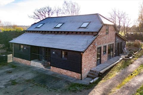 undefined, Blackwells End, Hartpury, Gloucester, Gloucestershire, GL19