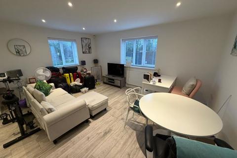1 bedroom flat for sale, The Beeches, Windsor SL4