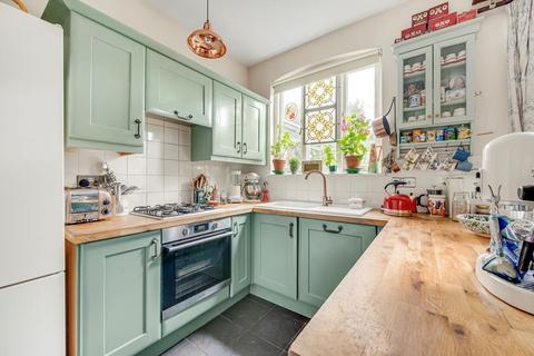 undefined, Ollerton Road, London N11