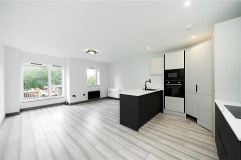 2 bedroom flat to rent, Colney Hatch Lane, London N10