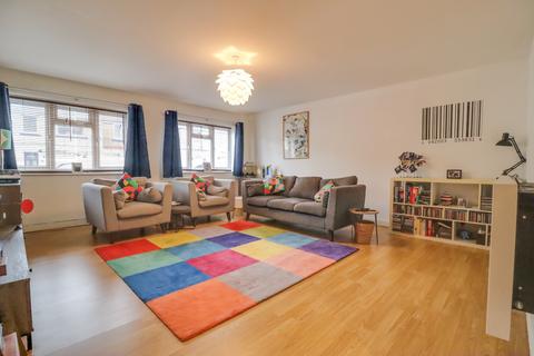 3 bedroom end of terrace house for sale, Mortimer Road, Itchen