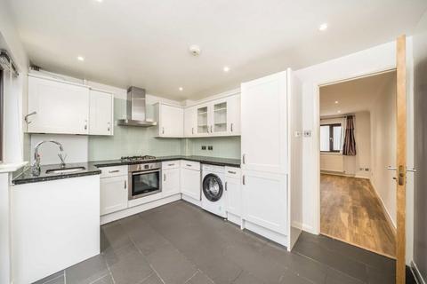 2 bedroom semi-detached house for sale, Hamilton Close, London SE16