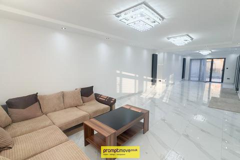 2 bedroom ground floor flat to rent, Dunsby Road Luton LU3 2UA