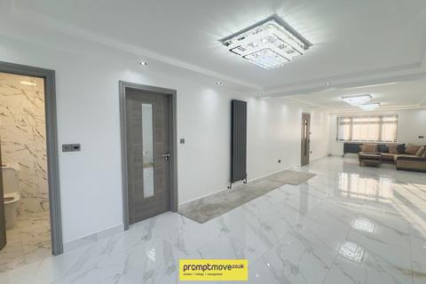 2 bedroom ground floor flat to rent, Dunsby Road Luton LU3 2UA