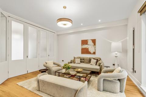 3 bedroom flat to rent, Wild Street, London, WC2B