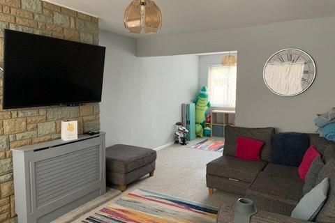 3 bedroom semi-detached house to rent, Newton Green, Nailsea, Bristol, Somerset, BS48