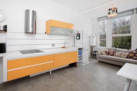 2 bedroom flat for sale, Barnpark Terrace, Teignmouth, TQ14 8PS