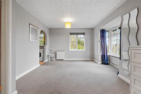 undefined, Ridge Court, Coventry