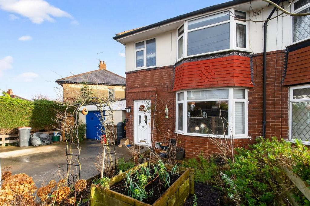5harlowmoorcrescent-15.jpg