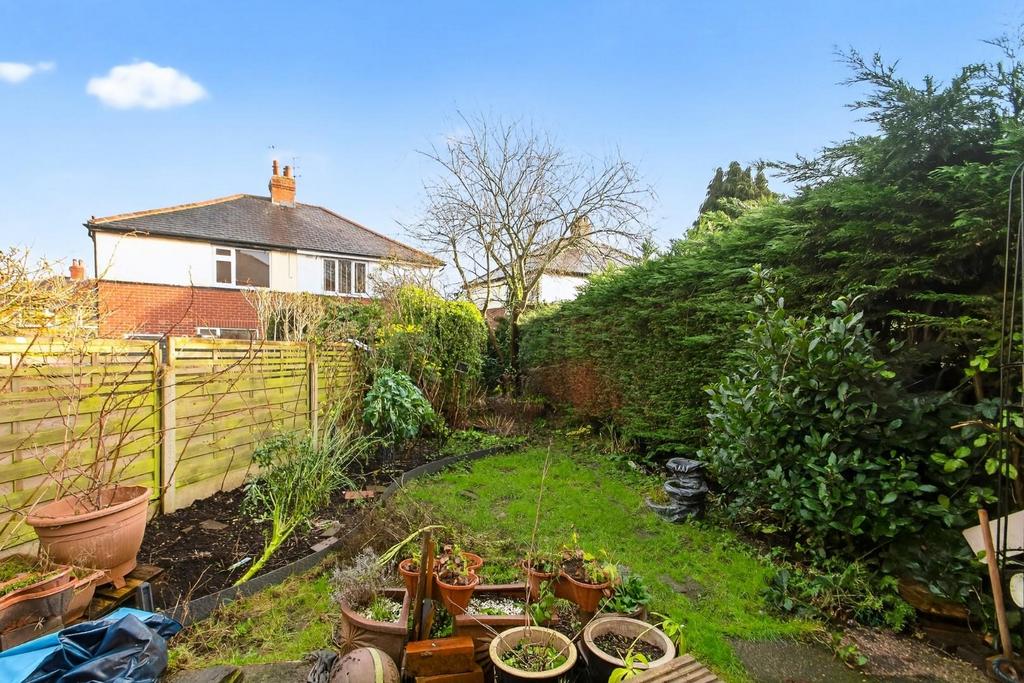 5harlowmoorcrescent-16.jpg