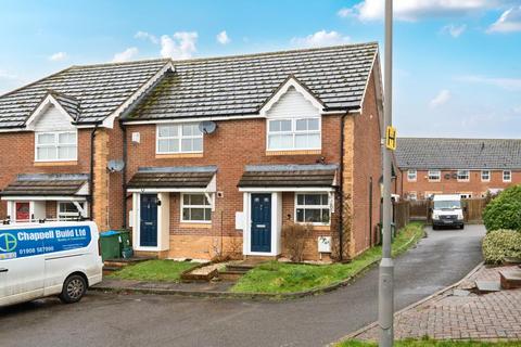 2 bedroom terraced house for sale, Simmons Court,  Aylesbury,  HP21