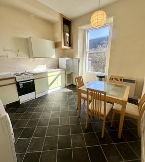 2 bedroom flat to rent, Garland Place, Dundee,