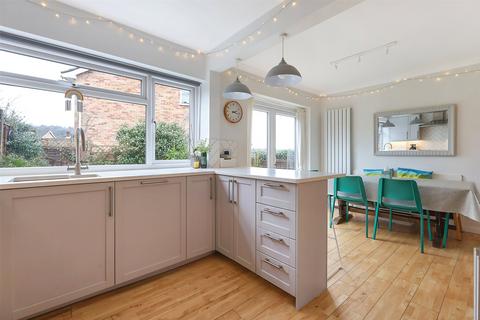 4 bedroom end of terrace house for sale, Windmill Drive, Reigate, Surrey, RH2