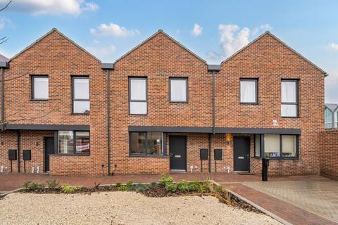 3 bedroom terraced house to rent, Sanderson Street,  Oxford,  OX2