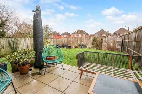 3 bedroom semi-detached house for sale, Finlay Close, Southampton SO19