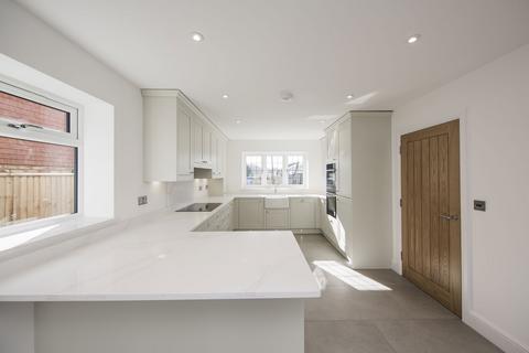 undefined, Walshes Road, Crowborough