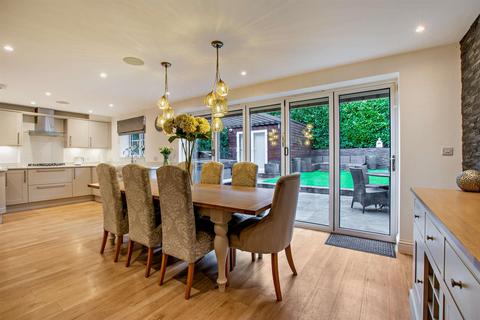 4 bedroom end of terrace house for sale, Albert Reed Gardens, Tovil, Maidstone